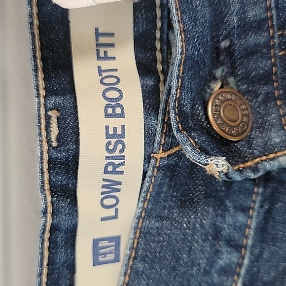 GAP low rise boot cut jeans - Picture 4 of 9